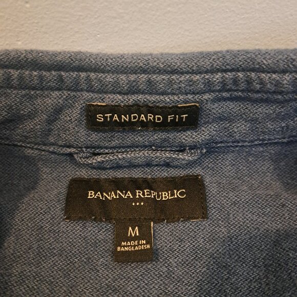 Banana Republic M Broken-In Heavy Weight Long Sleeve Standard Fit Button Down - Picture 2 of 13